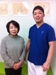 最近は以前通りスムーズに階段を下りれるようになりました